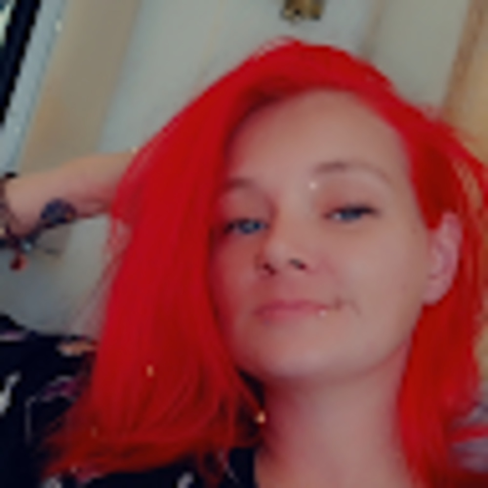 Meet your Posher, Crystal